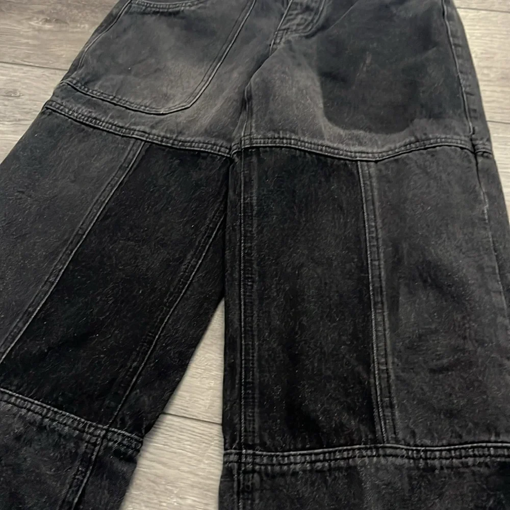 Jeans - Picture 2 of 5